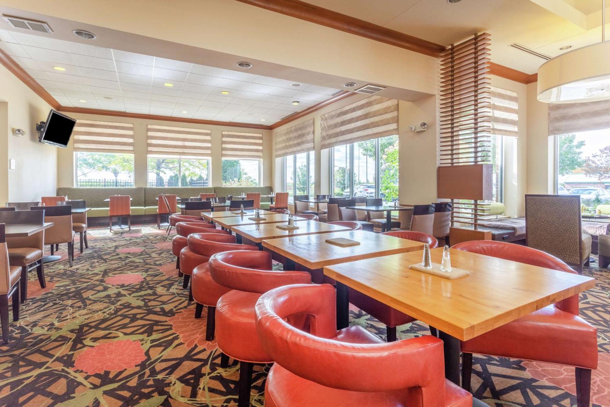 Hilton Garden Inn Chicago/טינלי פארק מראה חיצוני תמונה