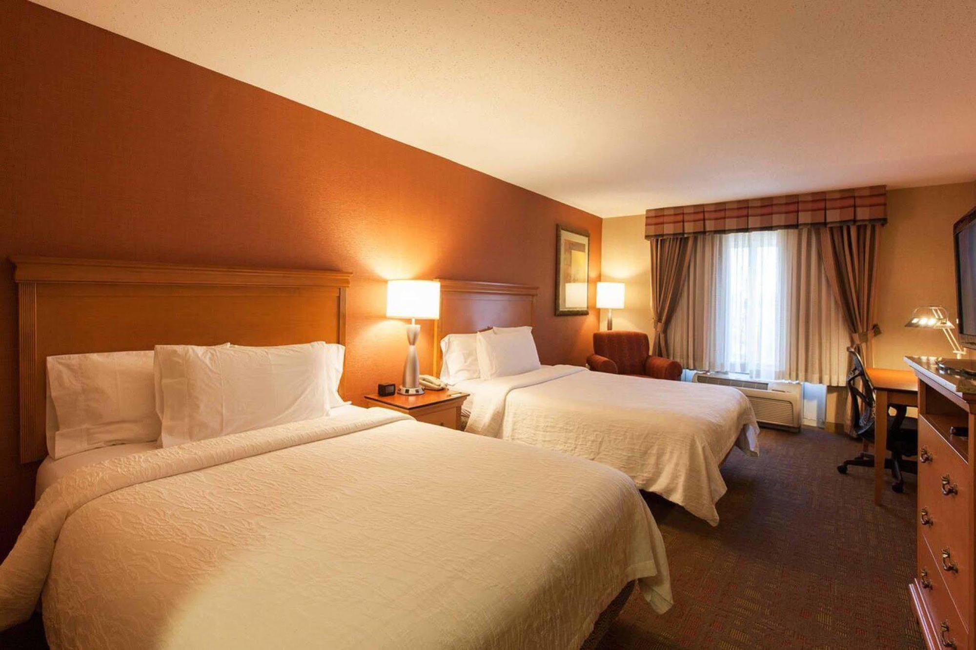 Hilton Garden Inn Chicago/טינלי פארק מראה חיצוני תמונה